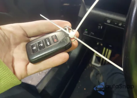 2017 Lexus Rc 300 z USA, uszkodzony, nr VIN JTHSM5BCXH5003289